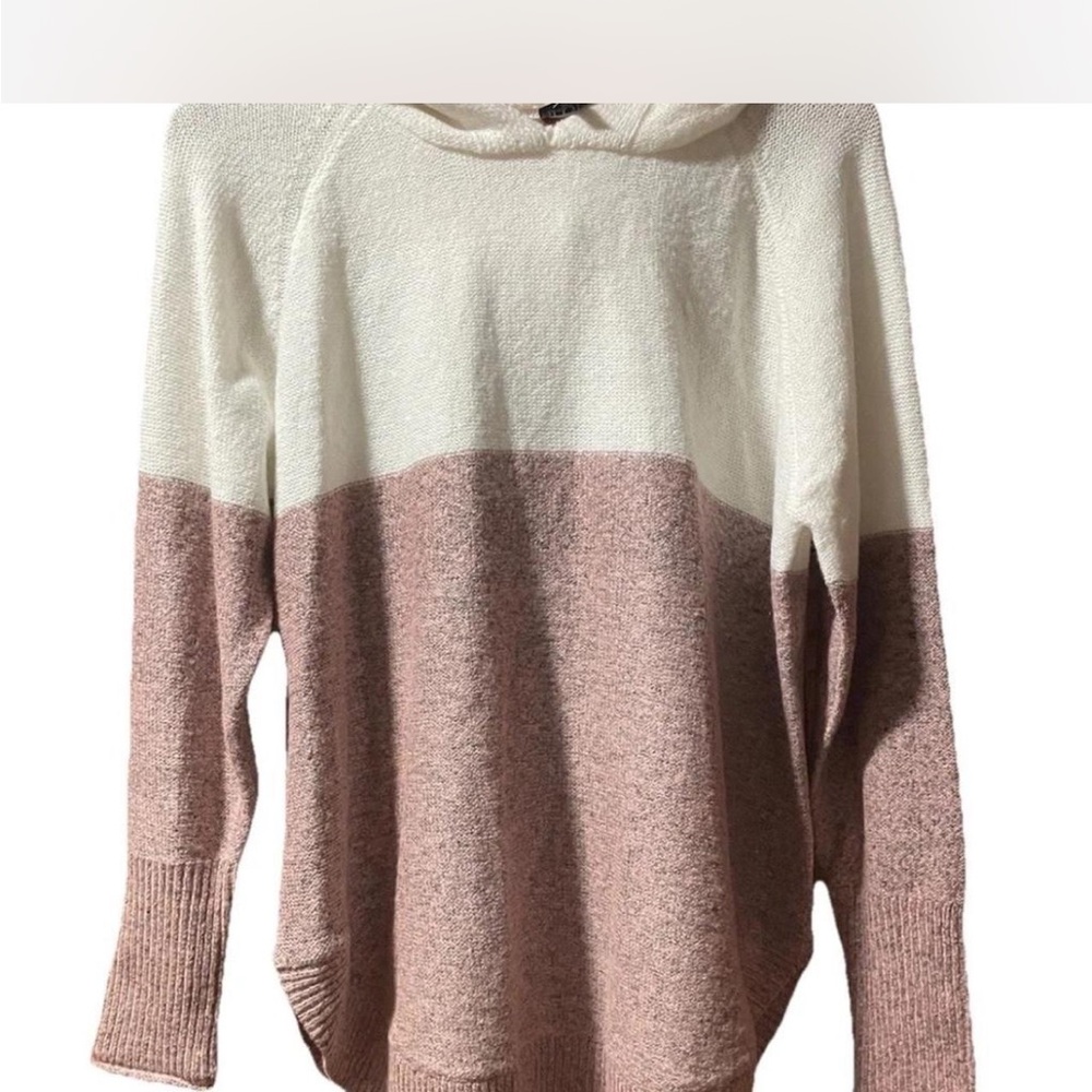 Women's Hooded Cream and Pink Sweater Jr. Plus 1X